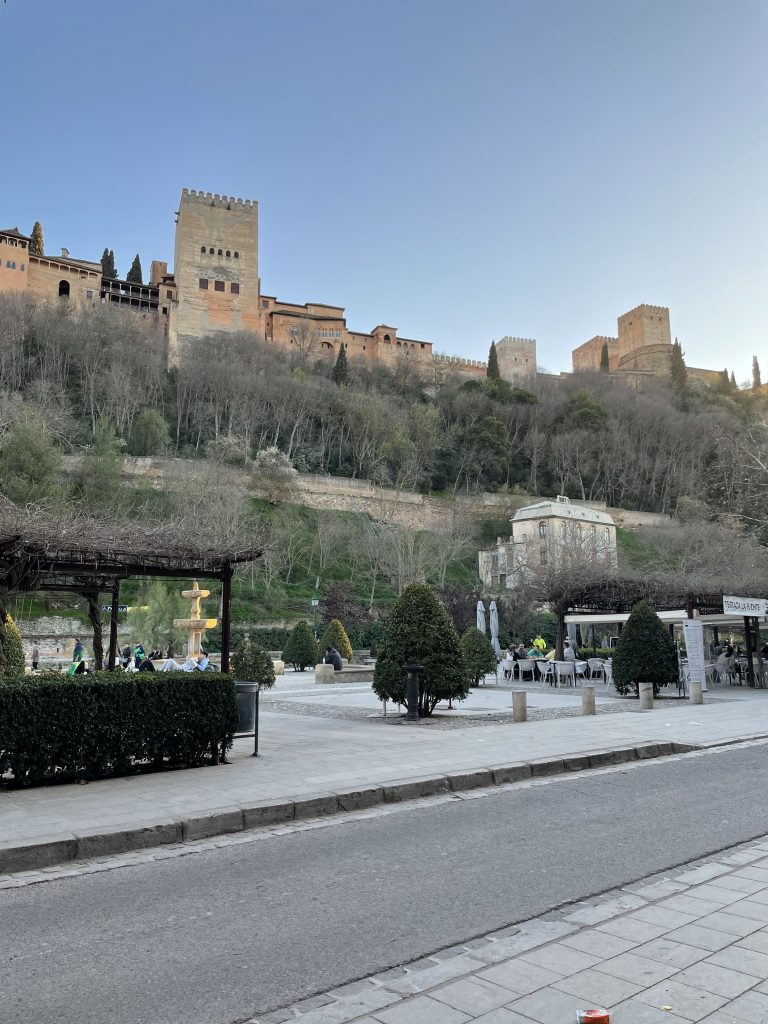 Alhambra Tickets und Eintrittskarten: online kaufen, Zeitfenster, Ausweis und Tipps